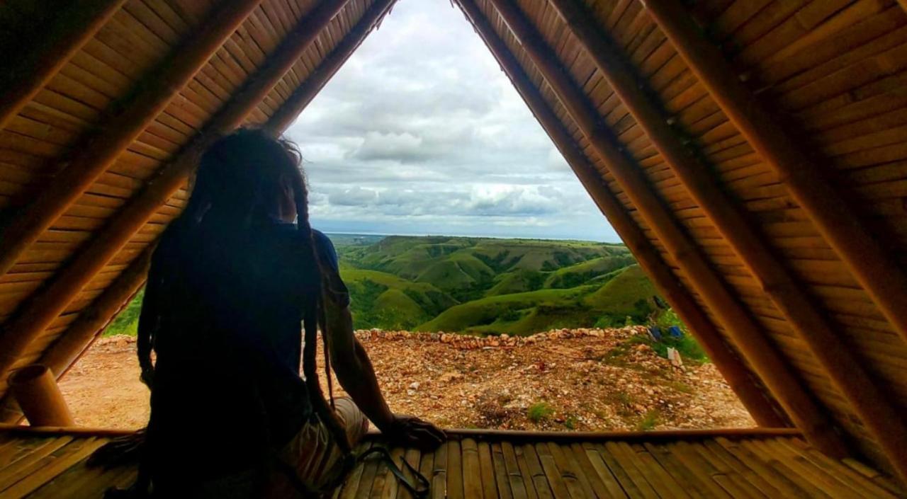 Hotel Hars Garden Sumba Waingapu Esterno foto