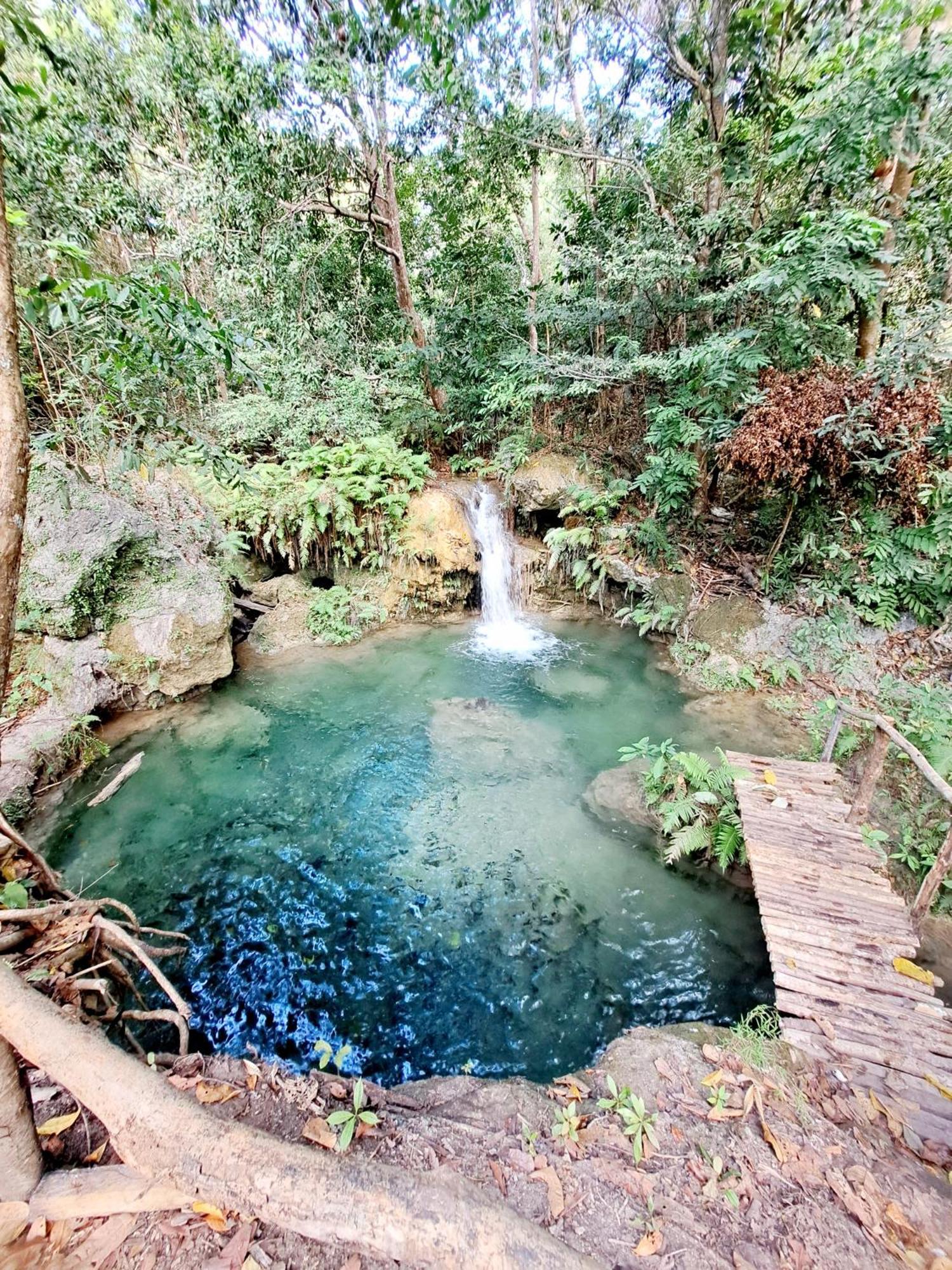 Hotel Hars Garden Sumba Waingapu Esterno foto